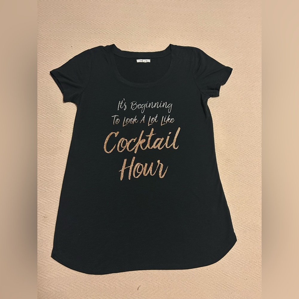 Maurices Black Tee “It’s starting to look a lot like cocktail hour” size Small